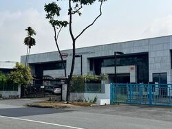 Tuas Avenue 11 (D22), Factory #612769551